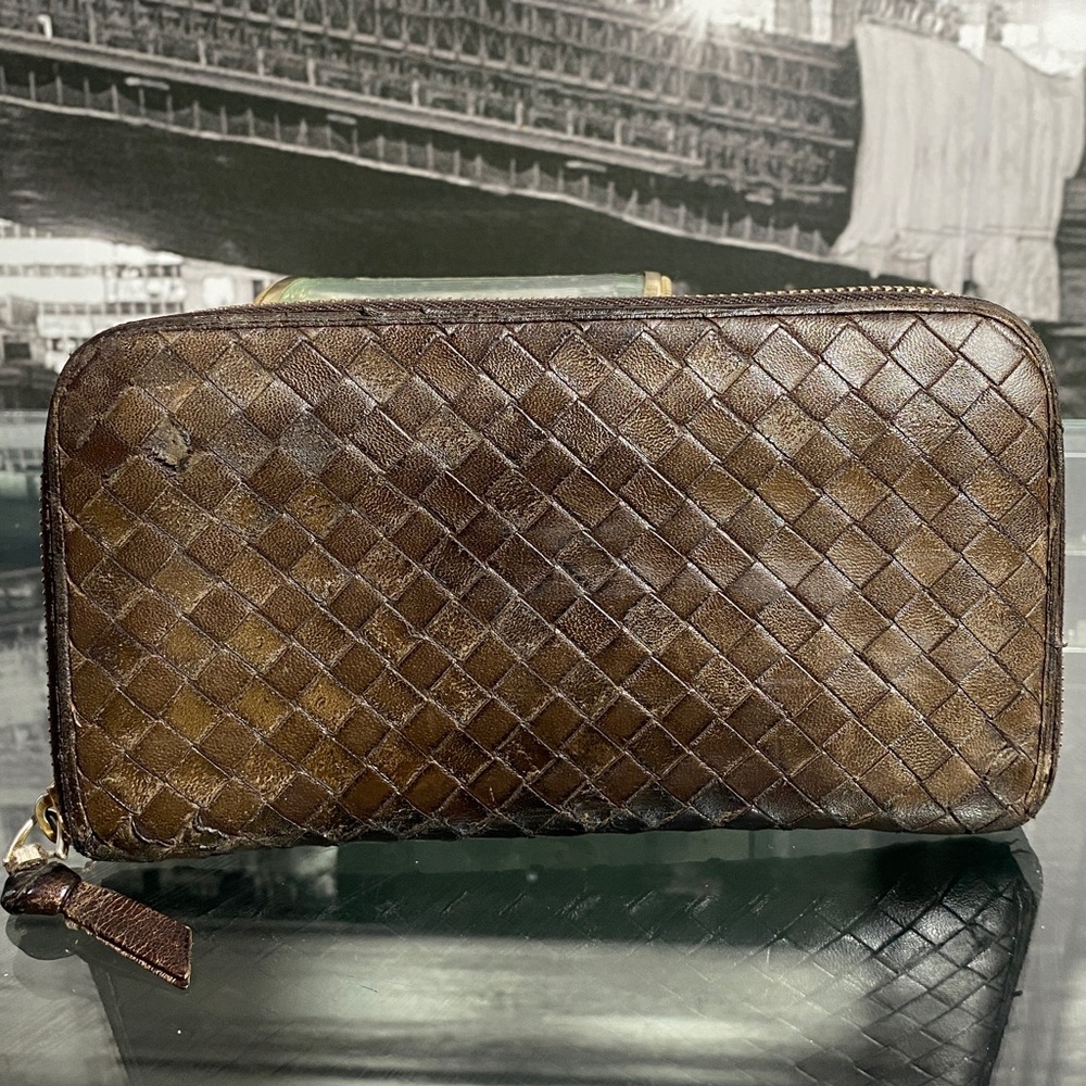 Authentic BOTTEGA VENETA Long Zippy Wallet - Picture 5 of 16